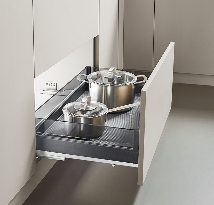 FlexHinge Pro concealed hinge